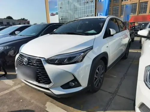 Toyota Yaris L, 2023