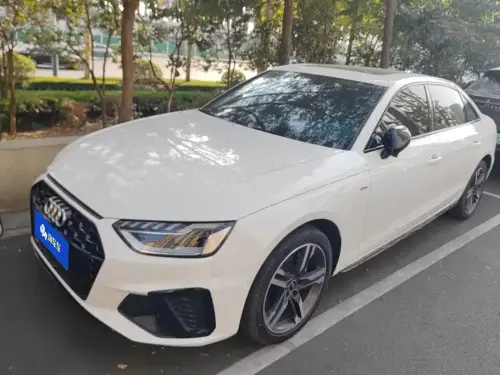 Audi A4, 2022