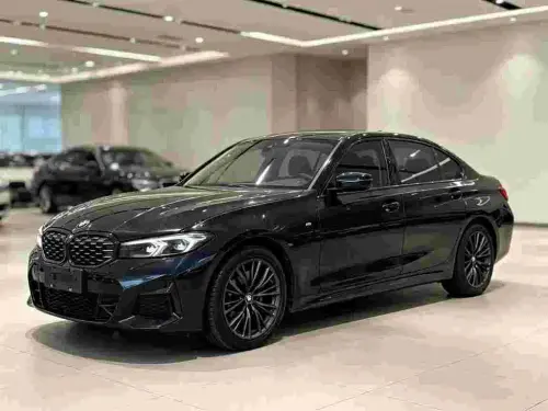 BMW 3-Series, 2023