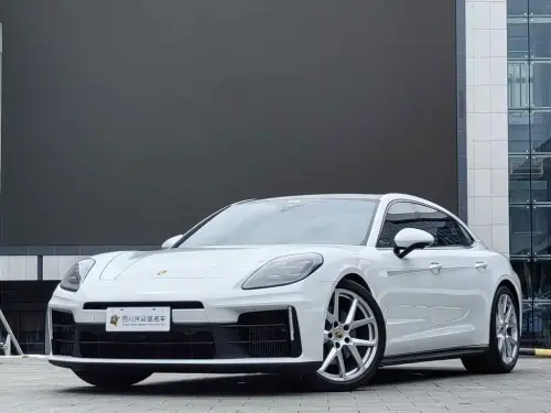Porsche Panamera, 2024
