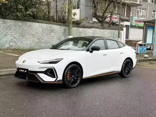 Changan UNI-V, 2025