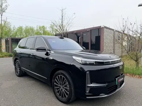 Geely Galaxy M9, 2025