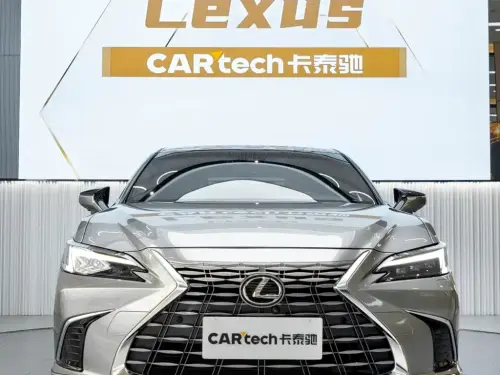 Lexus ES, 2025