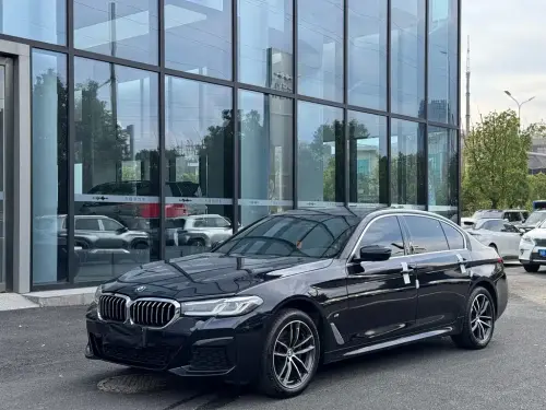BMW 5-Series, 2021