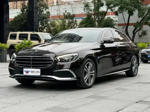 Mercedes-Benz E-Class, 2022