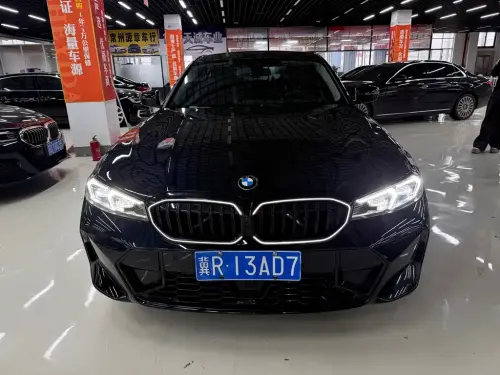 BMW 3-Series, 2025