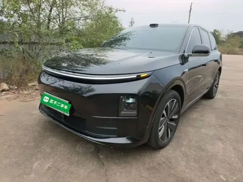 Li Auto L6, 2025