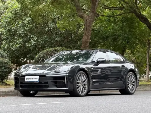 Porsche Panamera, 2025
