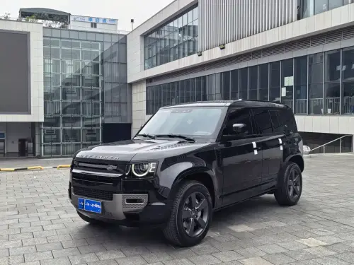 Land Rover Defender, 2024