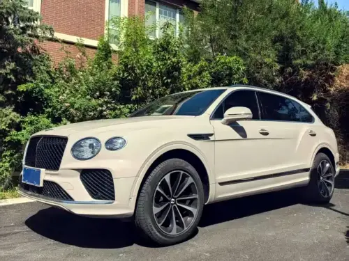 Bentley Bentayga, 2025