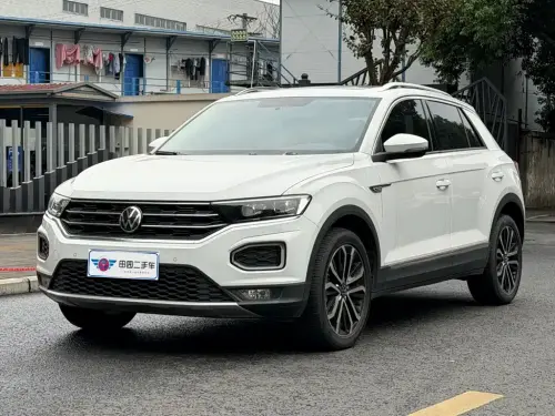 Volkswagen T-Roc, 2022