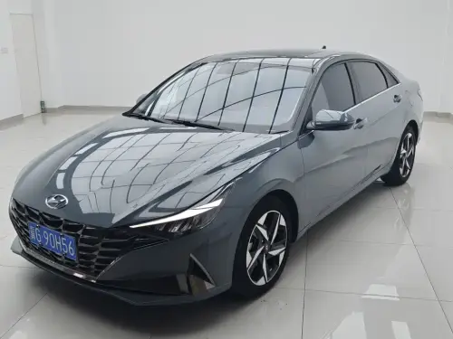 Hyundai Elantra, 2023