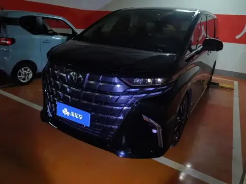 Toyota Alphard, 2024