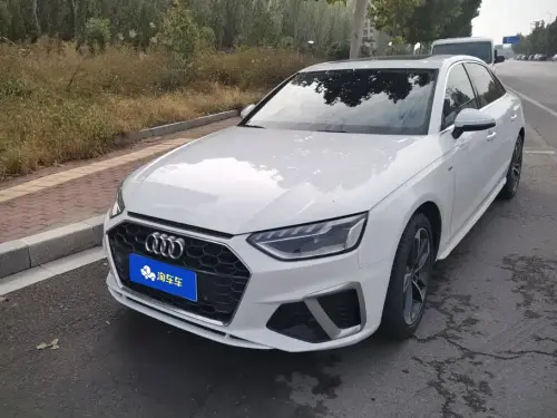 Audi A4, 2023