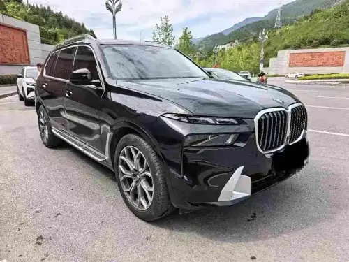 BMW X7, 2023